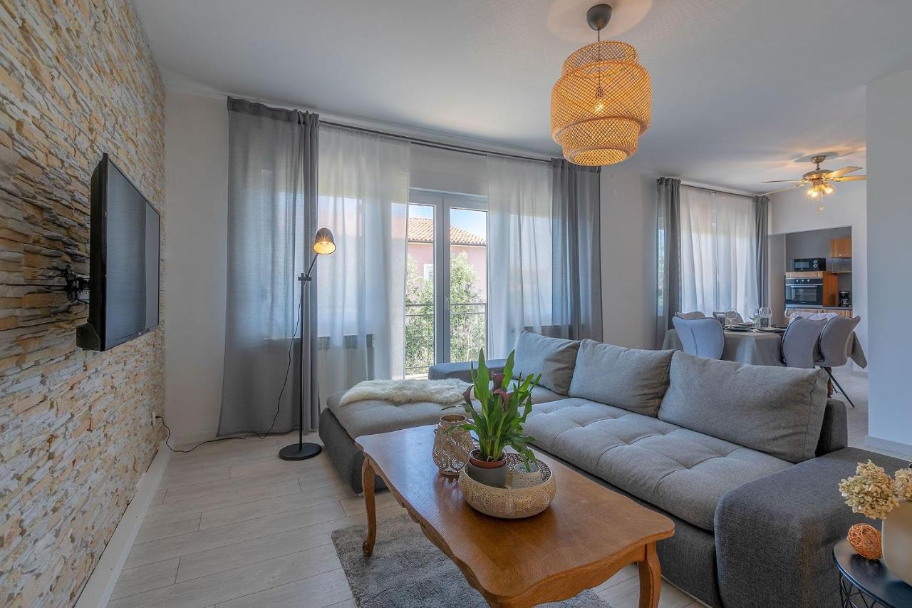 Premium 100M2 Sea View Apartment Liznjan Bagian luar foto