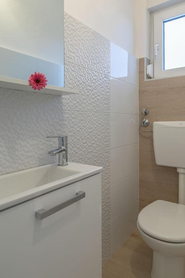 Premium 100M2 Sea View Apartment Liznjan Bagian luar foto